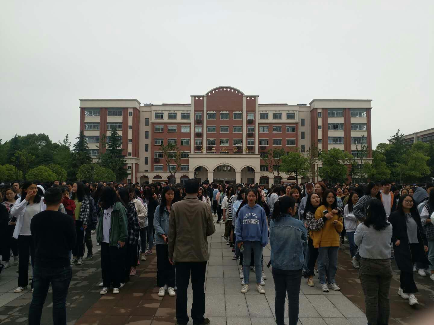 QQ图片20190514162703.jpg QQ图片20190514162703.jpg