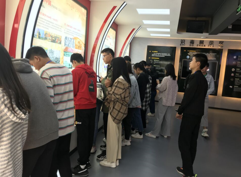 QQ图片20191101160105.png QQ图片20191101160105.png