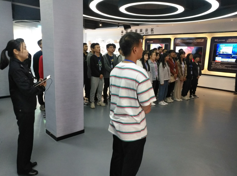 QQ图片20191101160115.png QQ图片20191101160115.png